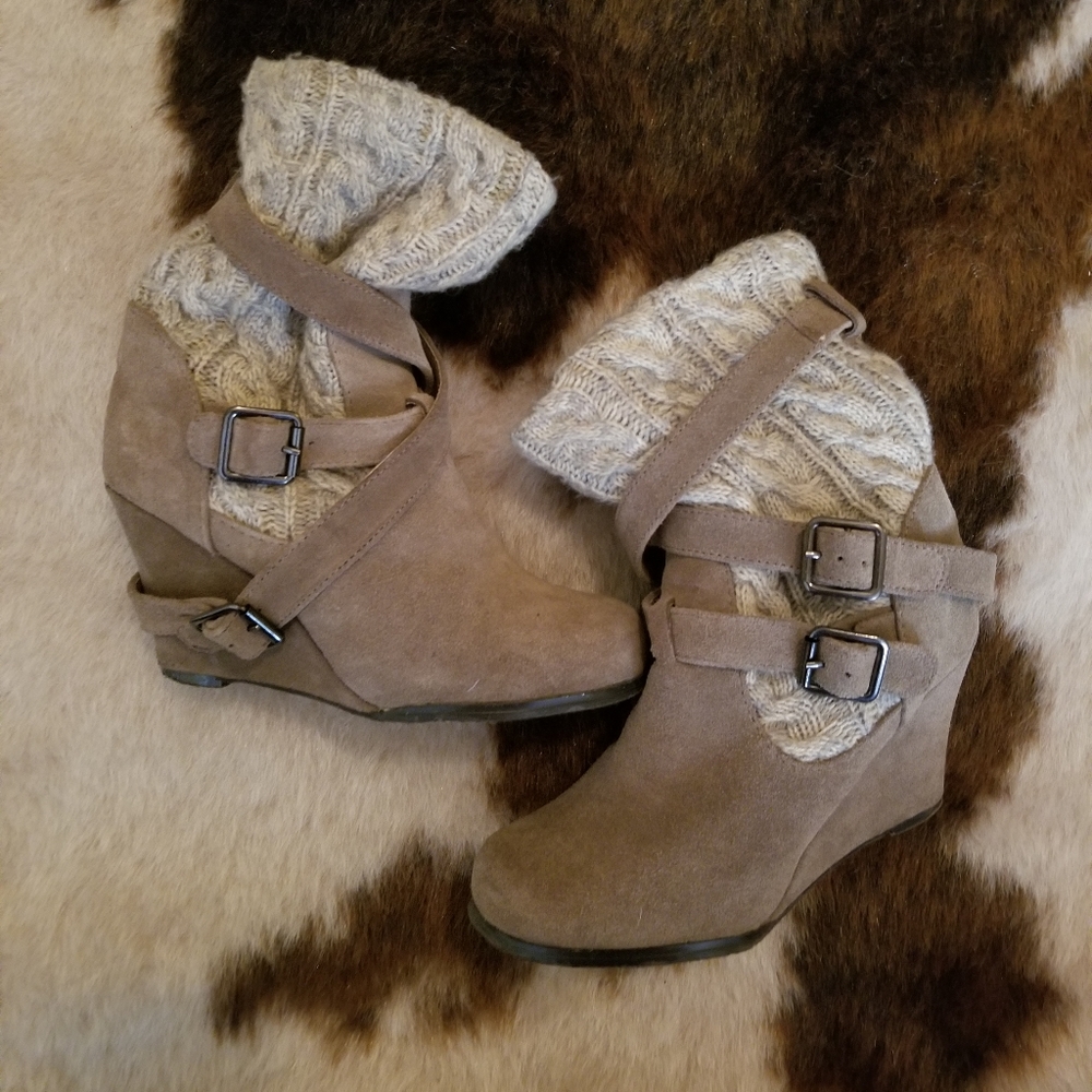 Suede Knit Boots